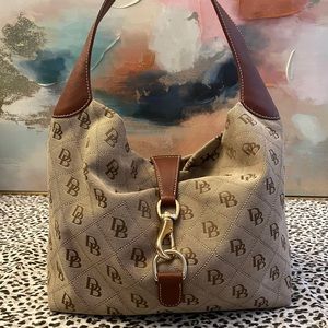 Vintage Dooney and Bourke purse